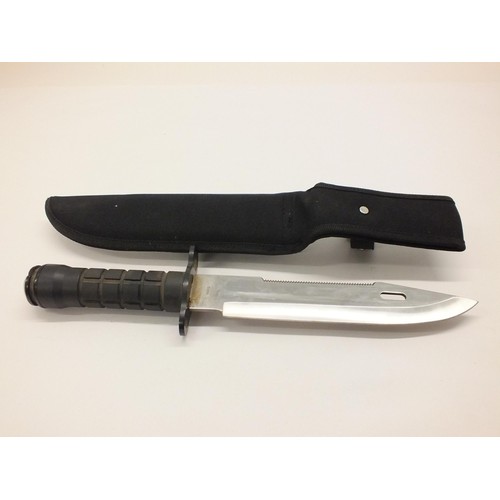 244 - STAINLESS STEEL COMMANDO KNIFE WITH SHEATH