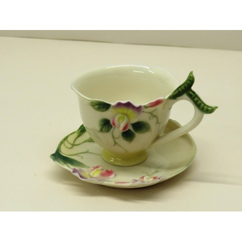 398 - SET OF FIVE FRANZ PORCELAIN CUPS, SAUCERS AND TEASPOONS INCLUDES TINKERBELL IN PERFECT CONDITION - V... 