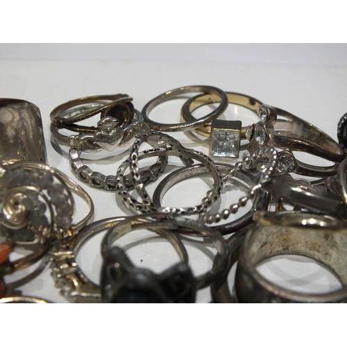 284 - JOBLOT OF RINGS