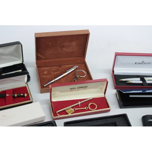 409 - 18 x Assorted Vintage BOXED WRITING INSTRUMENTS Inc PIERRE CARDIN, AURORA.Etc