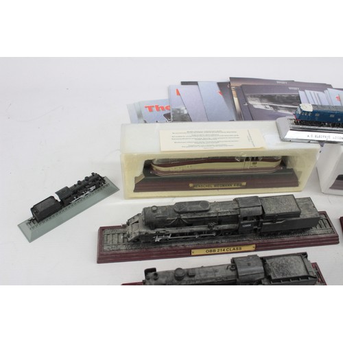 419 - 14x Vintage Model Display Locomotives & Magazines Inc The General, Evening Star