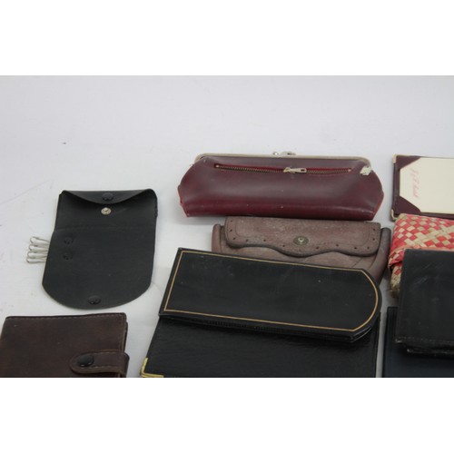 417 - 40 x Assorted Ladies / Gents PURSES & WALLETS Inc Cath Kidston, Vintage, Leather