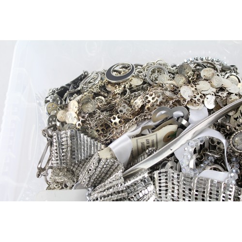 437 - Job Lot Assorted Silver Tone LADIES BELTS Inc Vintage, Chain, Sparkly Etc