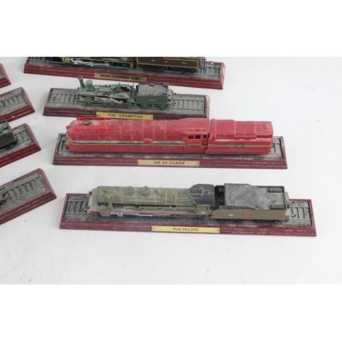 441 - 15 xVintage Model Display Locomotives Inc Mallard, Flying Scotsman, PLM Pacific