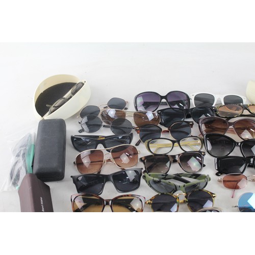 449 - 50 x Assorted SUNGLASSES Inc Michael Kors, Calvin Klein, Revlon etc