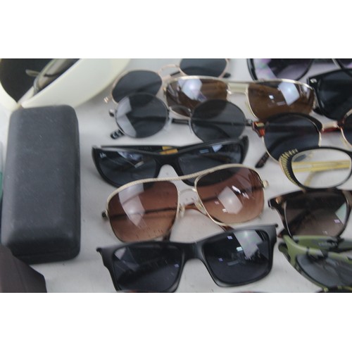 449 - 50 x Assorted SUNGLASSES Inc Michael Kors, Calvin Klein, Revlon etc