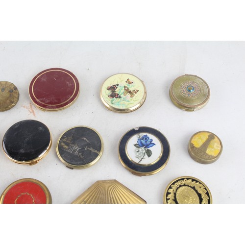 451 - 25 x Assorted Vintage Ladies Powder COMPACTS Inc Stratton, Mascot, Gold Tone Etc