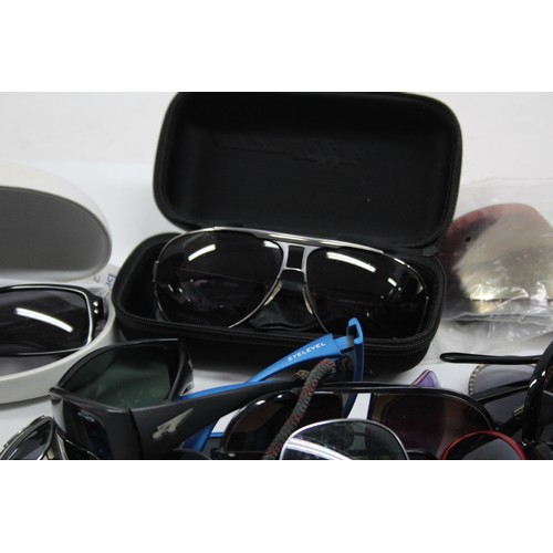 455 - 37 x Assorted SPORTS STYLE Sunglasses Inc. Soxick, Guess, Jublo Etc