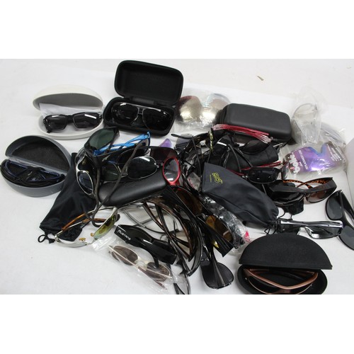 455 - 37 x Assorted SPORTS STYLE Sunglasses Inc. Soxick, Guess, Jublo Etc