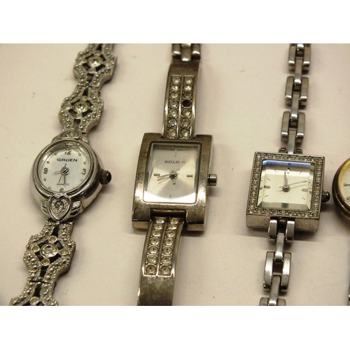 299 - 14 x LADIES QUARTZ WATCHES INCLUDING DIAMANTE