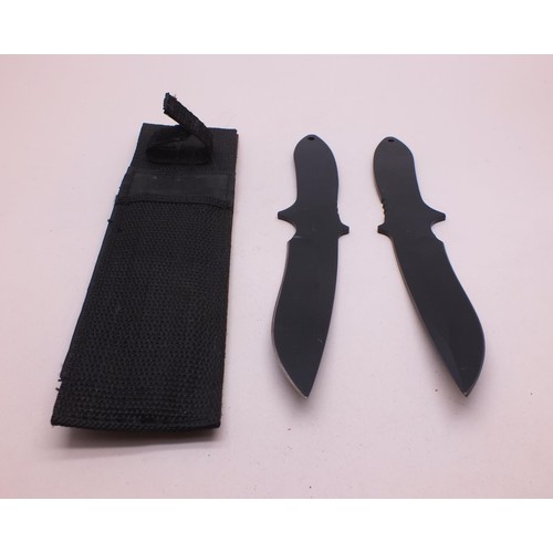 59 - PAIR BLACK STEET THROWING STYLE KNIFES IN SHEATH 8.5'