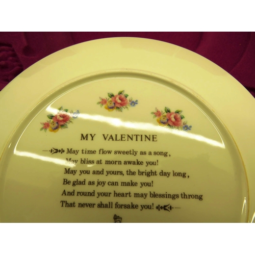 104 - 10 x ROYAL DOULTON VALENTINE PLATES 1976- 1985 BOXED