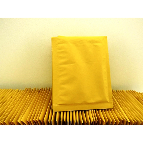 116 - 300 x LIGHTWEIGHT BUBBLE ENVELOPES