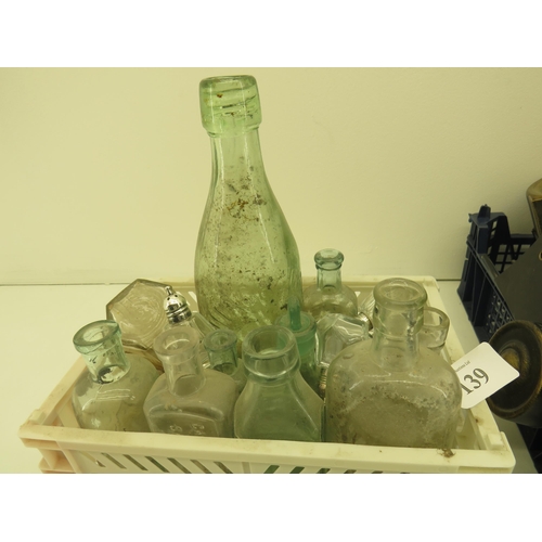 139 - MISCELLANEOUS LOT INCLUDING OLD GLASS BOTTLES CERAMICS ETC