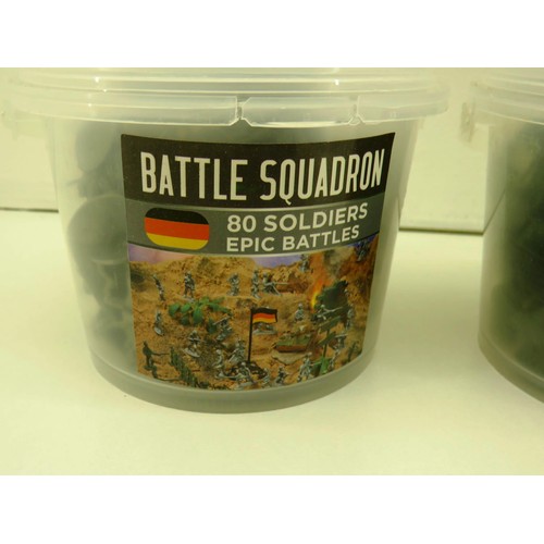 70 - THREE TUBS OF BATTLE SQUADRON PLASTIC SOLDIERS