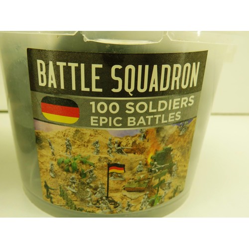 70 - THREE TUBS OF BATTLE SQUADRON PLASTIC SOLDIERS