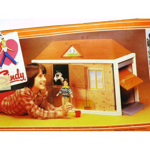 184 - BOXED SINDY STABLE AND GARAGE BY PEDIGREE