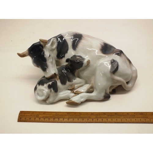 5 - ROYAL COPENHAGEN COW WITH CALF FIGURINE No 800 in perfect condition