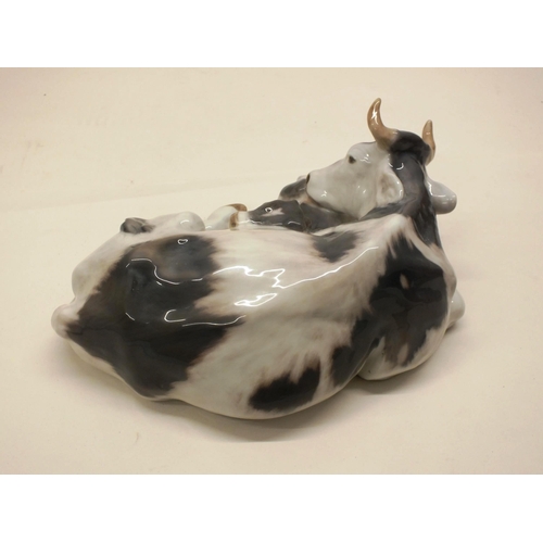 5 - ROYAL COPENHAGEN COW WITH CALF FIGURINE No 800 in perfect condition