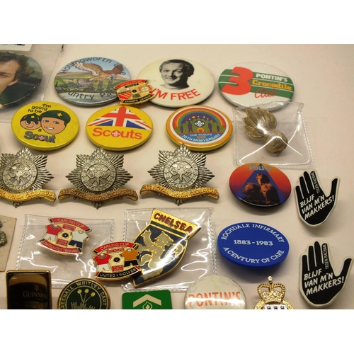 17 - 60 x VARIOUS MISCELLANEOUS BADGES- FOOTBALL ETC