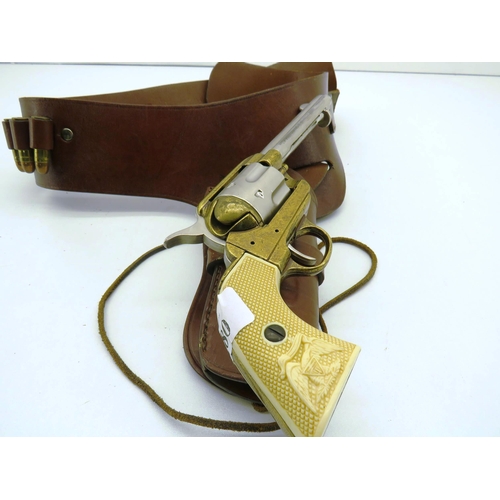 280 - REPLICA REVOLVER AND BROWN LEATHER HOLSTER