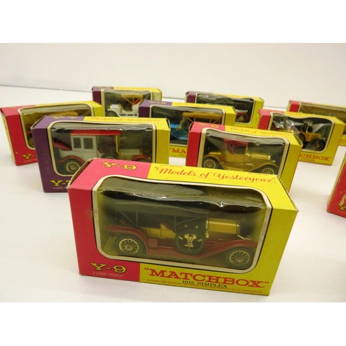 292 - 15 x BOXED MODEL OF YESTERYEAR VEHICLES