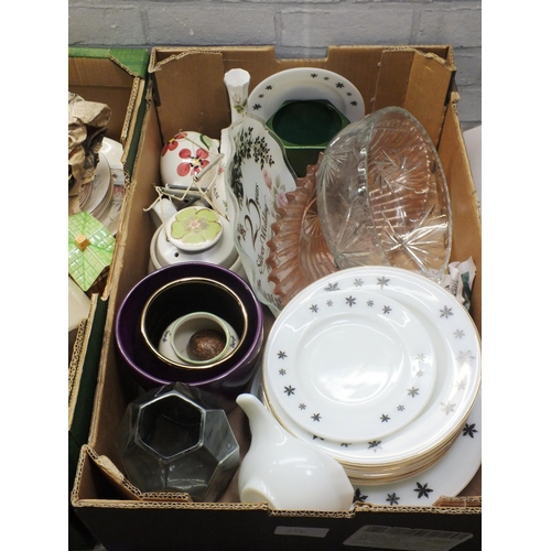 256 - 3 x BOXES INCLUDING MIXED POTS, CRESTEDWAREM PYREX, MEAKIN ETC