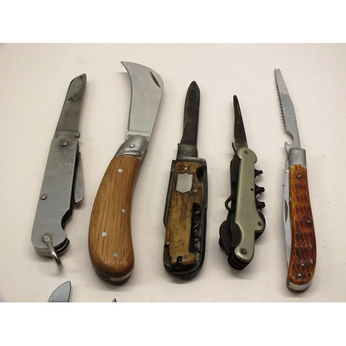 271 - SHEFFIELD SPORTSMAN KNIFES AND OTHERS