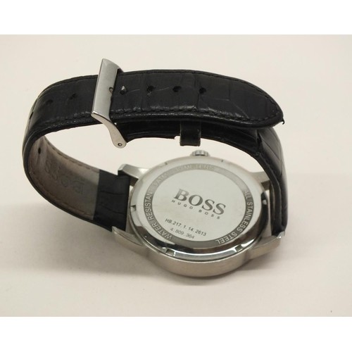 98 - MENS BOSS DATE WATCH