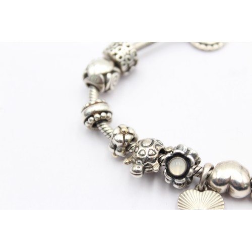 410 - .925 pandora bracelet with charms (60g)