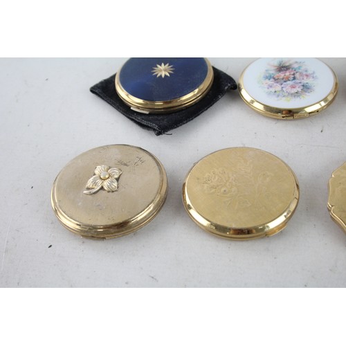 409 - 8 x Assorted Vintage STRATTON COMPACTS Inc Gold Tone, Figural etc