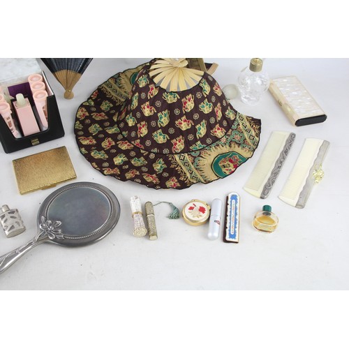 432 - 25 x Assorted Vintage LADIES VANITY Inc Hair Brush, Fan, Perfume Bottle Etc