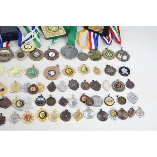 440 - 100 x Assorted Vintage Sports Medals Inc Dance, Marathon, Plain Etc