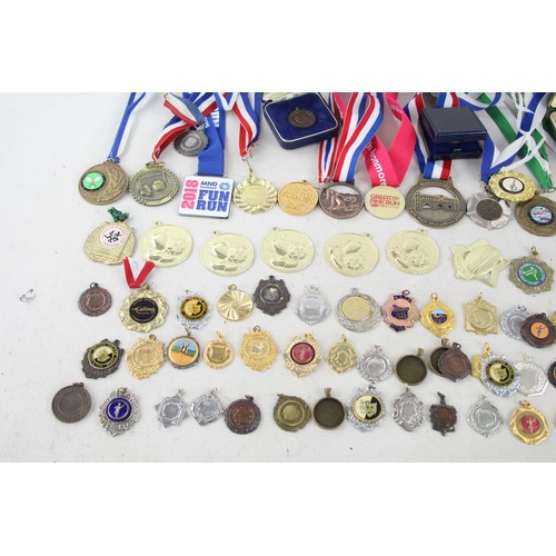 440 - 100 x Assorted Vintage Sports Medals Inc Dance, Marathon, Plain Etc