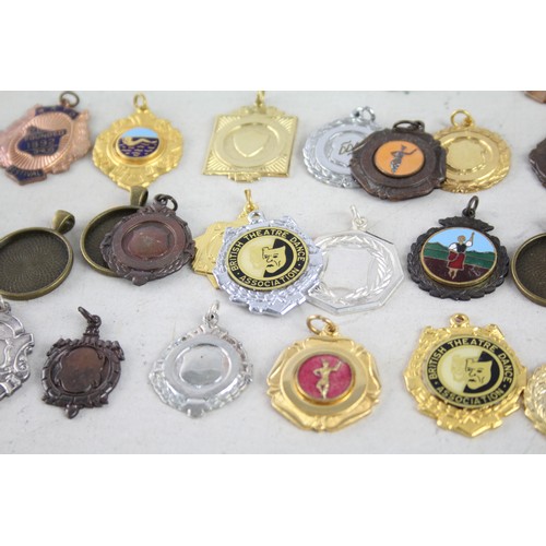 440 - 100 x Assorted Vintage Sports Medals Inc Dance, Marathon, Plain Etc