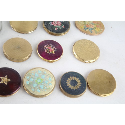 460 - 25 x Assorted Vintage Ladies Powder COMPACTS Inc Stratton, Mascot, Gold Tone Etc