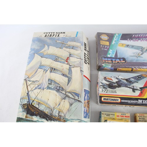 492 - 6 x Assorted Vintage Boxed CONSTRUCTION MODEL Kits Inc AIRFIX, Matchbox, Etc