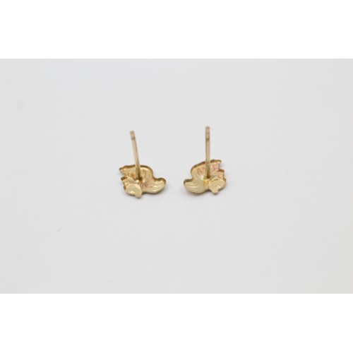 567 - 9ct gold squirrel stud earrings (0.2g)