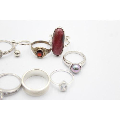 578 - 14 x .925 assorted rings including gemstone set (56g)