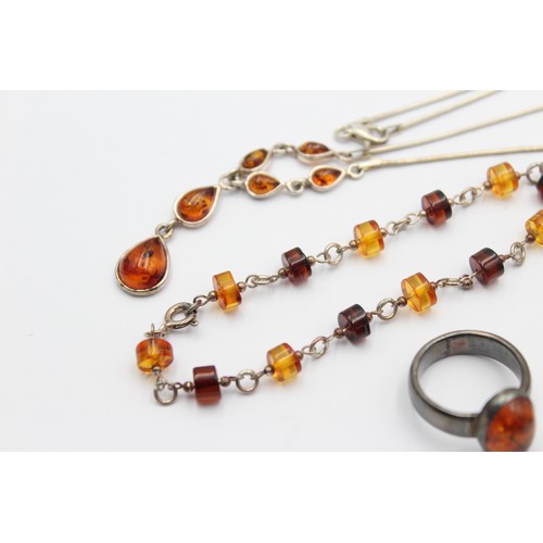 598 - 4 x .925 amber set jewellery (24g)