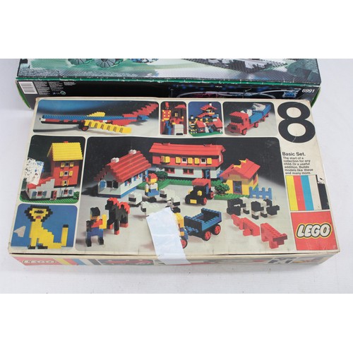 600 - 2 x Boxed LEGO Sets Inc Vintage 'Basic Set', Lego Systems