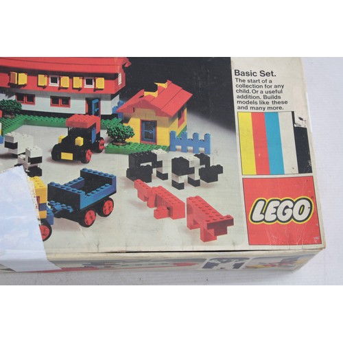 600 - 2 x Boxed LEGO Sets Inc Vintage 'Basic Set', Lego Systems