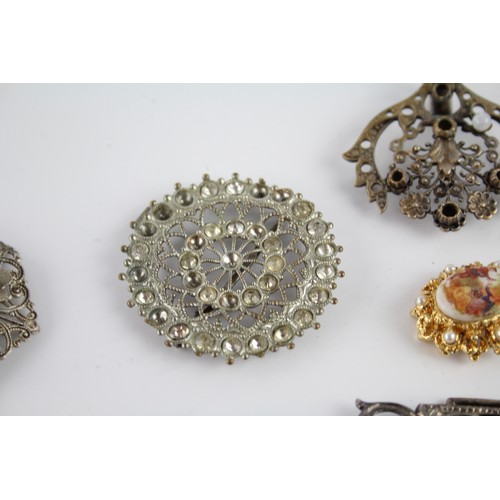 612 - 10 x Assorted Vintage BELT BUCKLES Inc Sets, Faux Pearl