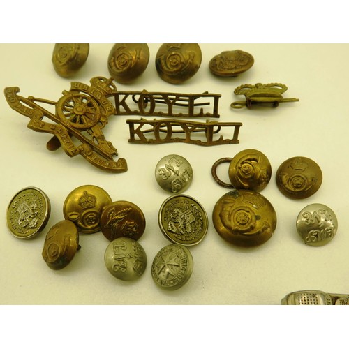 104 - MILITARY CAP BADGES, BUTTONS AND VINTAGE LIGHTERS INCLUDING ZIPPO'S