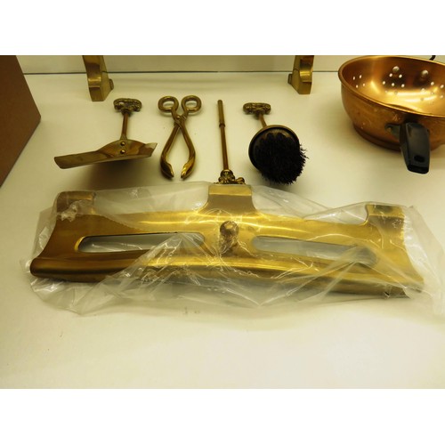 116 - BOX OF COPPER/ BRASSWARE INCLUDING COMPANION SET