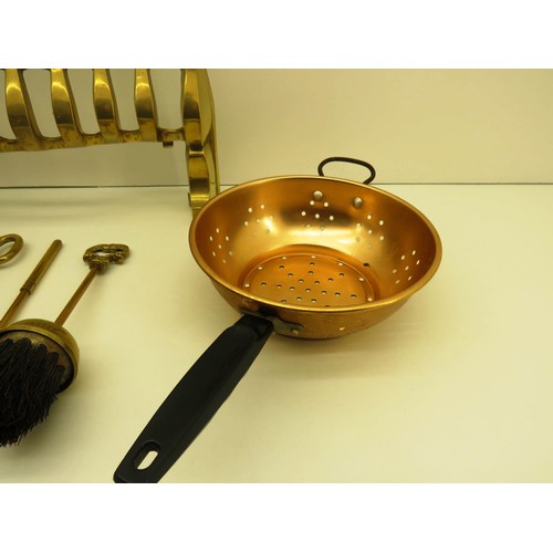 116 - BOX OF COPPER/ BRASSWARE INCLUDING COMPANION SET