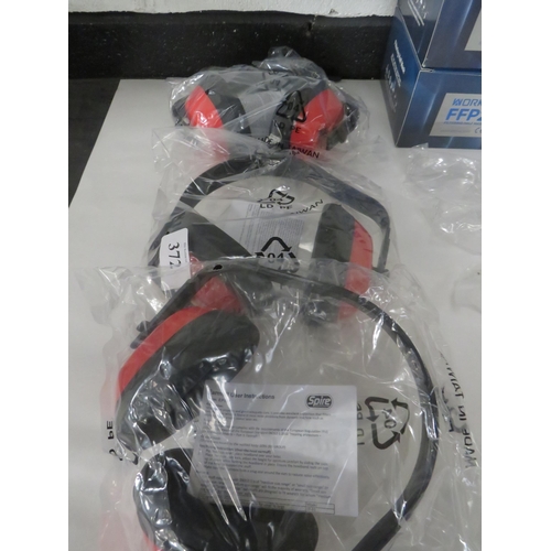 373 - PPE BONDLE 50X FFP2 MASKS 3 x SAFETY SPECS, 3 x EAR DEFENDER