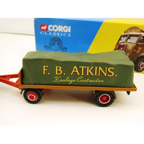 283 - CORGI CLASSICS 70TH ANNIVERSARY ATKINSON EIGHT WHEEL TRUCK AND TRAILER WITH LOADS AND FIGURES AND CE... 