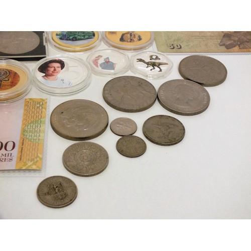 17 - MISCELLANEOUS LOT OF BANKNOTES AND COINS ETC