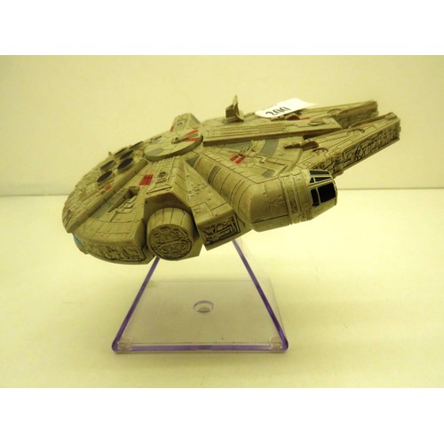 200 - STAR WARS MILLENIUM FALCON DISPLAY MODEL